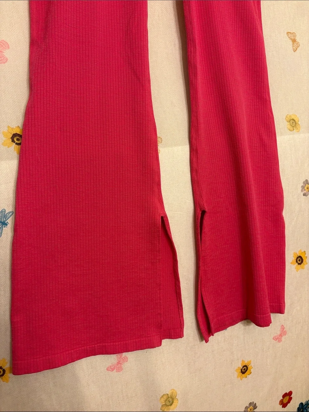 JoyLab - Hot Pink Ribbed Flare Leggings - Picture 3 of 8